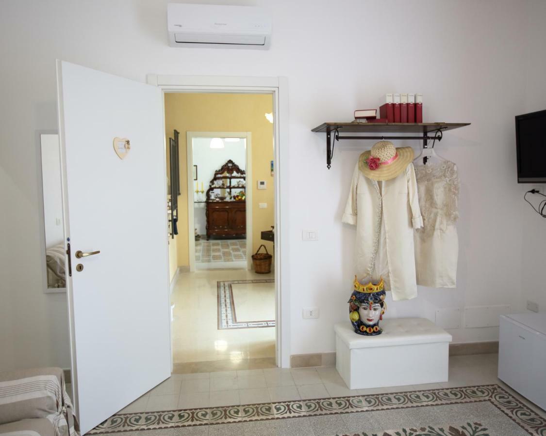 "Suliscenti" Dimora Siciliana B&B Avola Exterior foto